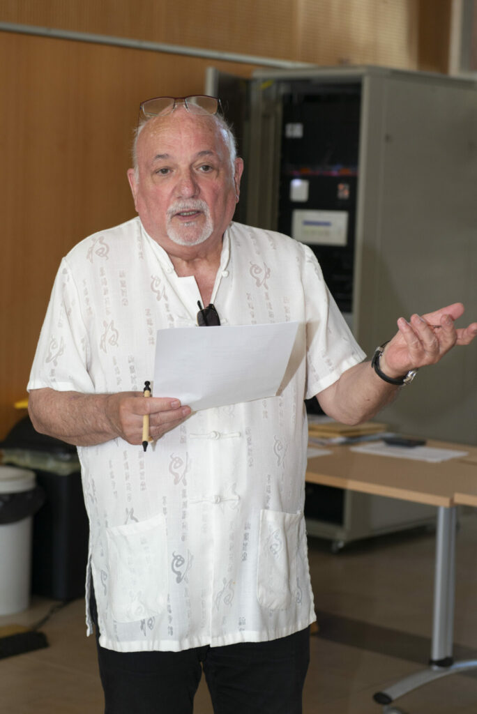 Mr MARTIN-GOMES explique le résultat des votes